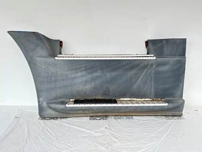 Freightliner Cascadia 125 Left Fairing