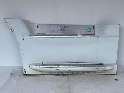 Freightliner Cascadia 125 Left Fairing