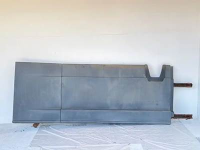 Freightliner Cascadia 125 Right Fairing