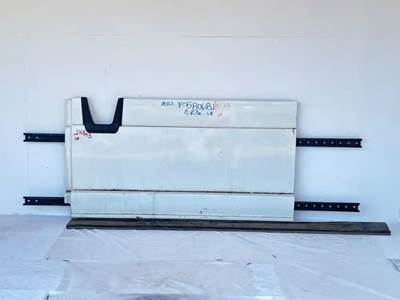 Freightliner Cascadia 126 Left Fairing