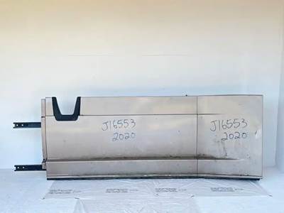 Freightliner Cascadia 126 Left Fairing