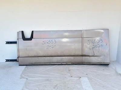 Freightliner Cascadia 126 Left Fairing