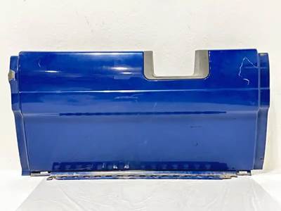 Freightliner Cascadia 132 Right Fairing