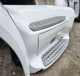 Peterbilt 579 Left Fairing