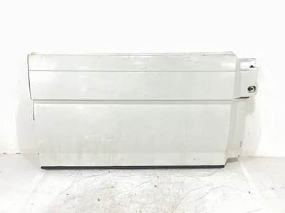 Volvo VNL Right Fairing