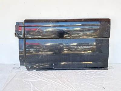 Volvo VNL Left Fairing