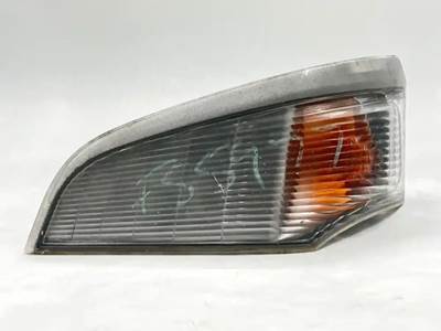 Mitsubishi FE-84D Side Marker Lamp