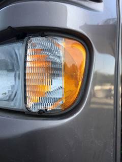 Roadmaster Raised Rail Side Marker Lamp