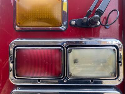 (Used) 2005 E-One Firetruck, Front Marker Lamps- Side: Passenger Side, Color: