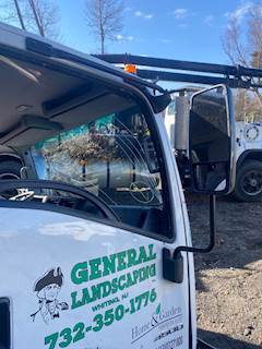 Chevrolet 4500 Right Side View Mirror for a 2016 Chevrolet 4500/4500HD