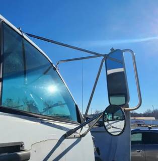 Chevrolet C7500 Right Side View Mirror