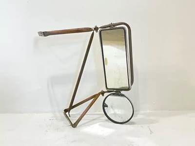Ford LNT9000 Right Side View Mirror