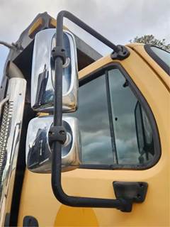Freightliner 114SD Right Side View Mirror
