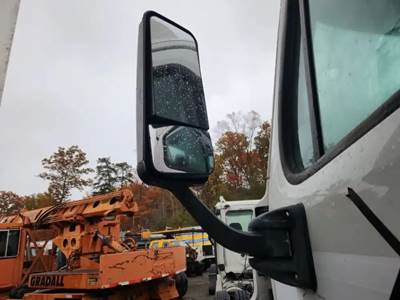 Freightliner Cascadia 113 Left Side View Mirror