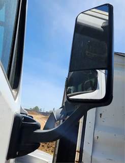 Freightliner Cascadia 113 Right Side View Mirror