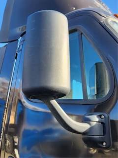 Freightliner Cascadia 113 Right Side View Mirror