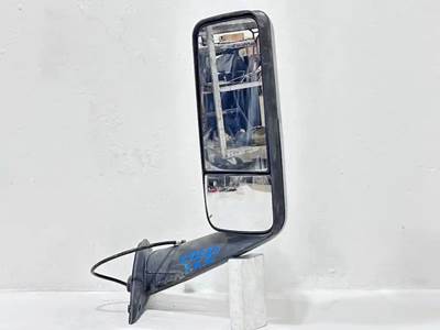 Freightliner Cascadia 116 Right Side View Mirror for a 2020 Freightliner Cascadia 116 Day Cab