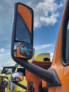 Freightliner Cascadia 116 Left Side View Mirror for a 2019 Freightliner Cascadia 116 Day Cab