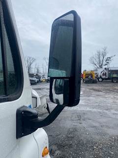 Freightliner Cascadia 125 Right Side View Mirror