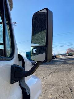Freightliner Cascadia 125 Right Side View Mirror