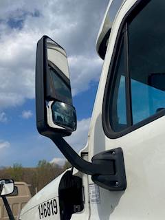 Freightliner Cascadia 125 Left Side View Mirror