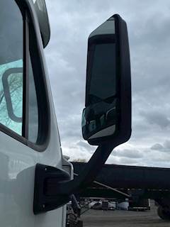 Freightliner Cascadia 125 Right Side View Mirror