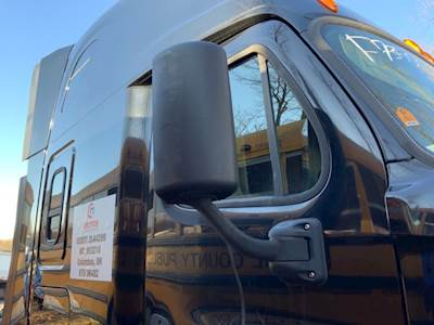 Freightliner Cascadia 125 Right Side View Mirror