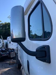 Freightliner Cascadia 125 Right Side View Mirror