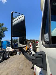 Freightliner Cascadia 125 Left Side View Mirror