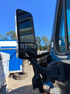 Freightliner Cascadia 125 Left Side View Mirror