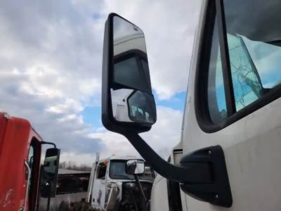 Freightliner Cascadia 125 Left Side View Mirror