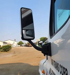 Freightliner Cascadia 125 Left Side View Mirror