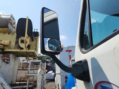 Freightliner Cascadia 125 Left Side View Mirror