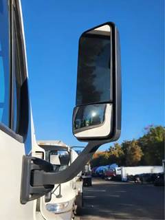 Freightliner Cascadia 125 Right Side View Mirror