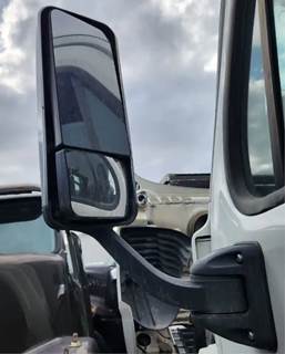 Freightliner Cascadia 125 Left Side View Mirror