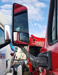 Freightliner Cascadia 125 Left Side View Mirror