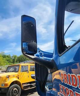 Freightliner Cascadia 126 Left Side View Mirror