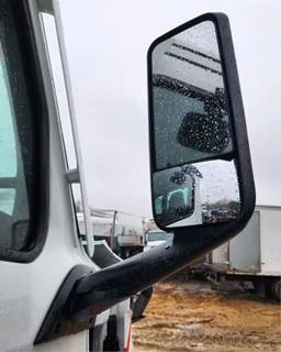 Freightliner Cascadia 126 Right Side View Mirror