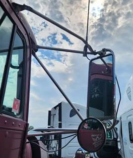 Freightliner FLD120 Right Side View Mirror