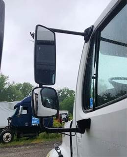 Freightliner M2 112 Left Side View Mirror for a 2007 Freightliner M2 112 Medium Duty