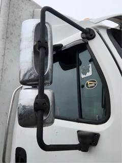 Freightliner M2 112 Right Side View Mirror for a 2007 Freightliner M2 112 Medium Duty