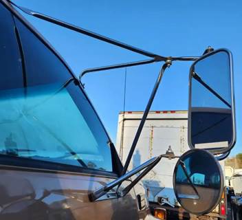 GMC C7500 Right Side View Mirror