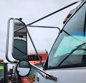 GMC TopKick C7000 Left Side View Mirror for a 1994 GMC C7000 Topkick