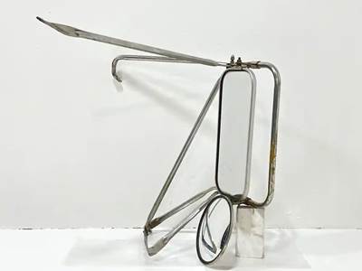 GMC TopKick C7000 Right Side View Mirror for a 1992 GMC C7000 Topkick