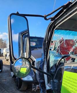 GMC W4500 Left Side View Mirror