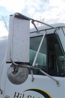 International 4700 LP Right Side View Mirror for a 2000 International 4700 LOW PROFILE