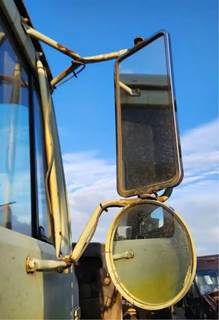 International F2275 Right Side View Mirror for a 1980 International F-2275