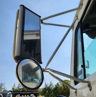 International F2674 Left Side View Mirror for a 2002 International F-2674 SBA