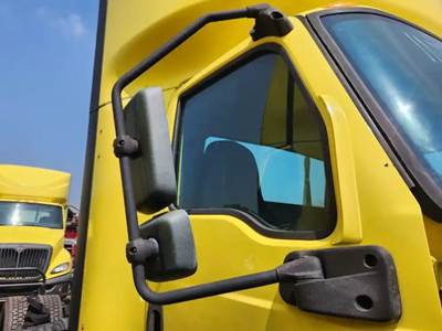 International RH613 Right Side View Mirror