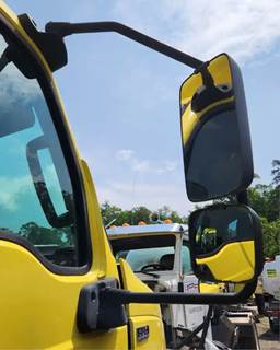 International RH613 Right Side View Mirror